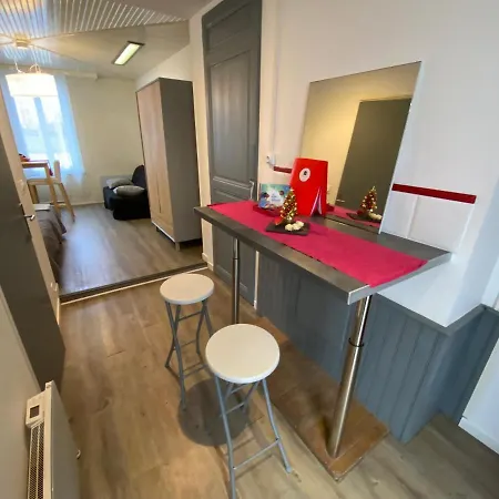 Au Bouquet Troyen - Wifi - Calme Et Tranquillite Apartment Troyes Exterior photo