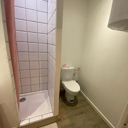 Au Bouquet Troyen - Wifi - Calme Et Tranquillite Apartment Troyes Exterior photo