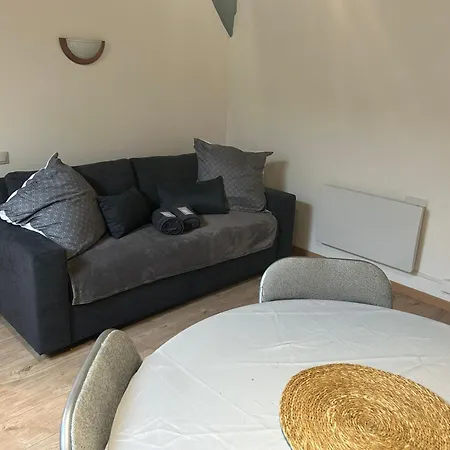 Au Bouquet Troyen - Wifi - Calme Et Tranquillite Apartment Troyes Exterior photo