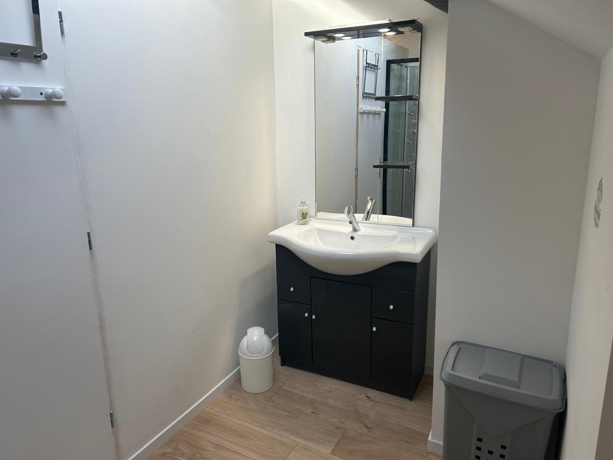 Apartment Au Bouquet Troyen - Wifi - Calme Et Tranquillite Troyes